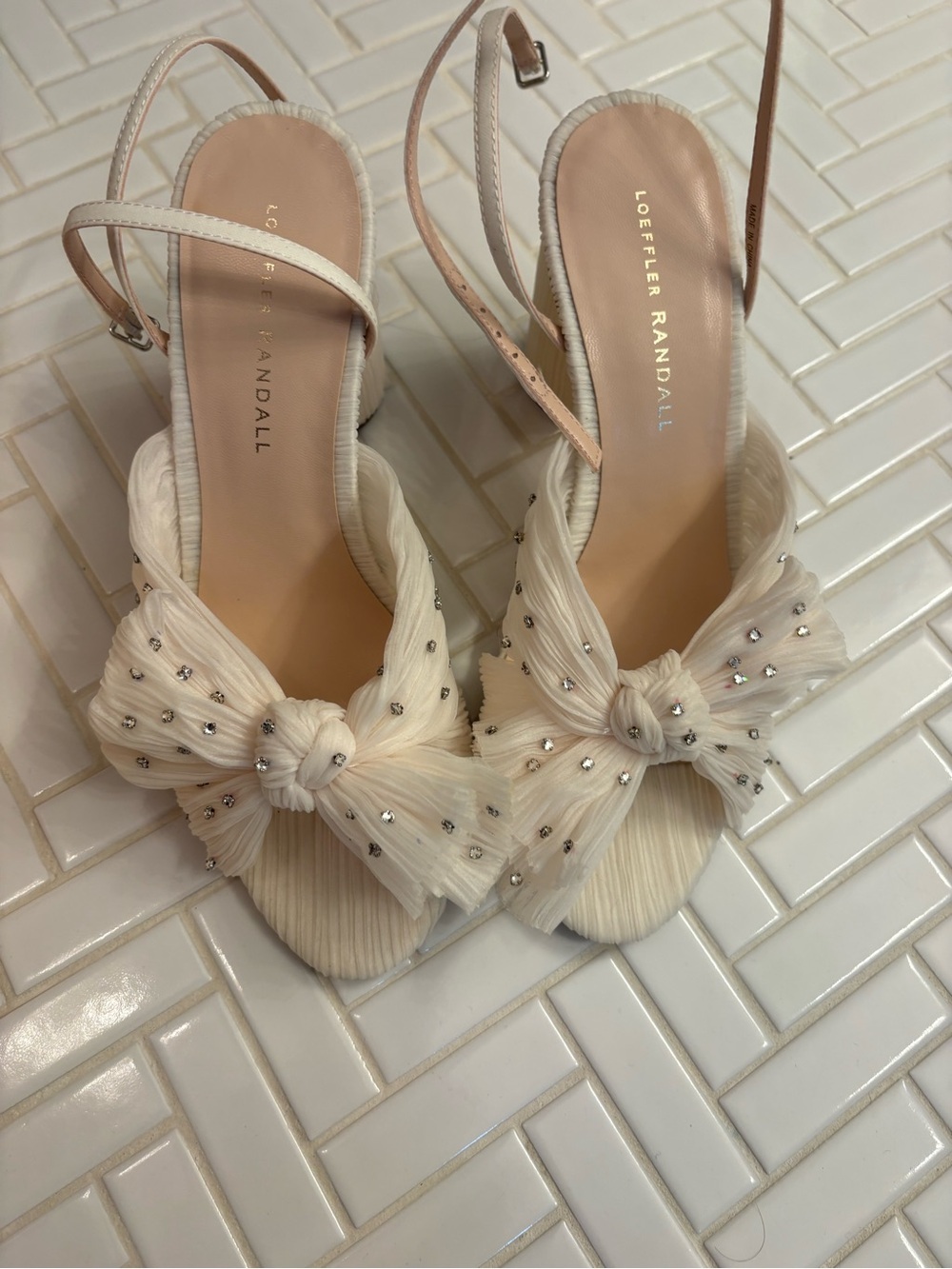 Loeffler Randall Camella Sparkle Pearl